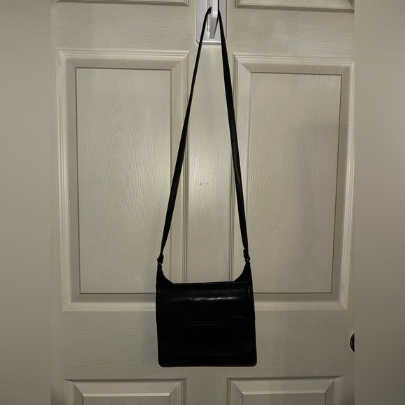 Fossil Vintage Sleek Double sided flap Black Leather Crossbody Bag - Picture 3 of 13